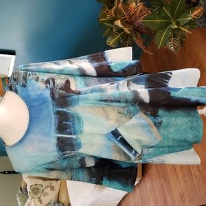 Damee tunic. Size XL.  Vivid splash pattern.